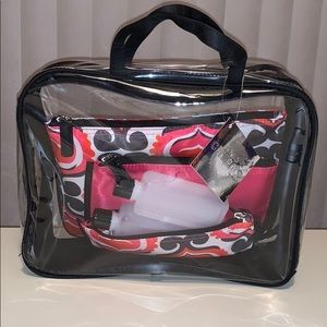 NWT Contents Weekender 7 piece Travel Set